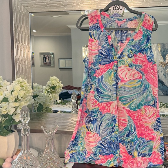 Lilly Pulitzer Dresses & Skirts - Lilly Pulitzer Pink, Blue & Green Tropical Shift Dress